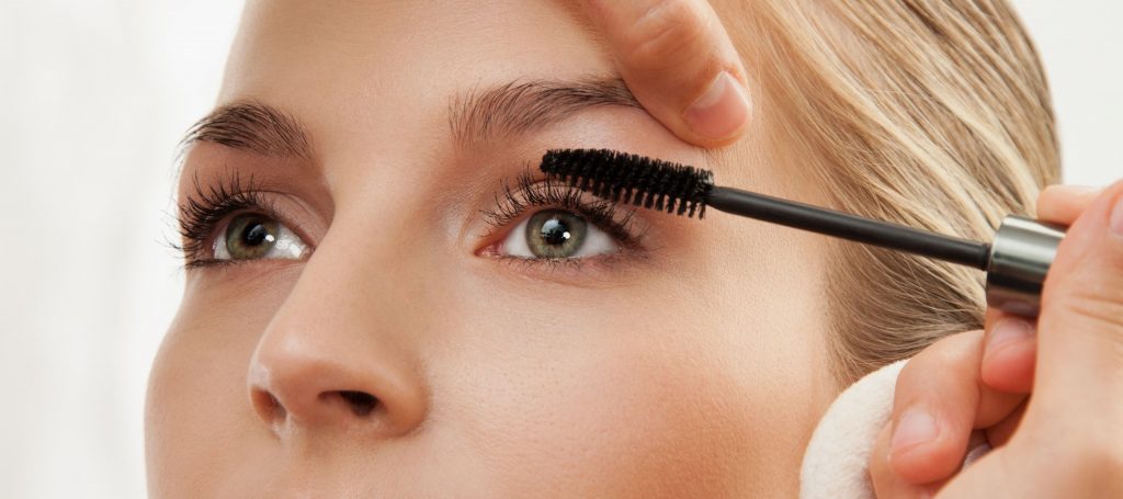 REHAUSSEMENT CILS ET COLORATION INSTITUT NALHYA BEAUTY MONTPELLIER